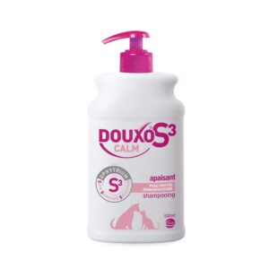 DOUXO S3 CALM Shampooing apaisant pour chiens et chats avec des allergies, des démangeaisons ou des