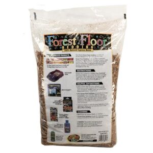 Alternative view of Zoo Med Laboratories Forest Floor Beddng 8 Quarts - CM-8