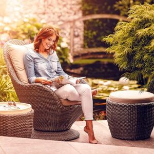 Alternative view of Tetra Pond Fish Food Sticks 1.2kg - biologically balanced for pond fish